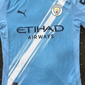 Alternative view of Manchester City Home Kit 2025/26